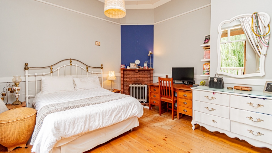 4 Bedroom Property for Sale in Bezuidenhout Valley Gauteng