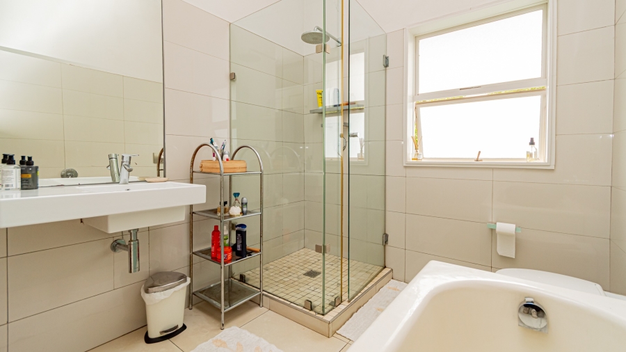 4 Bedroom Property for Sale in Bezuidenhout Valley Gauteng