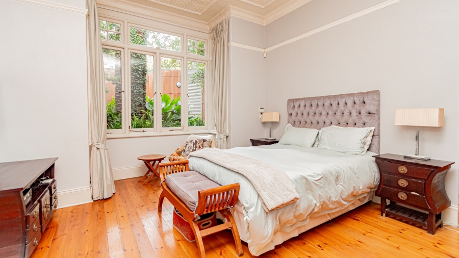 4 Bedroom Property for Sale in Bezuidenhout Valley Gauteng