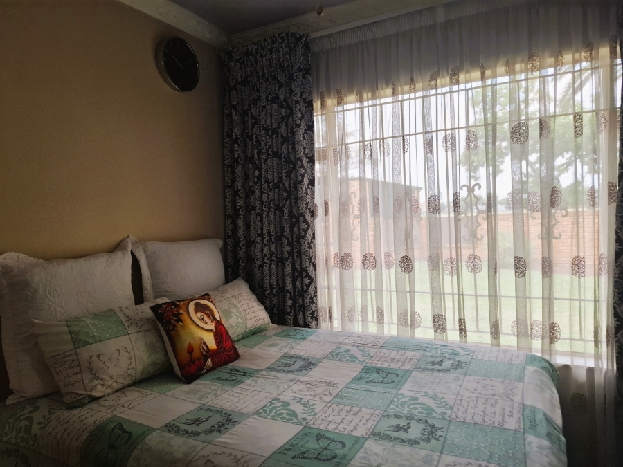 3 Bedroom Property for Sale in Mackenzie Park Gauteng
