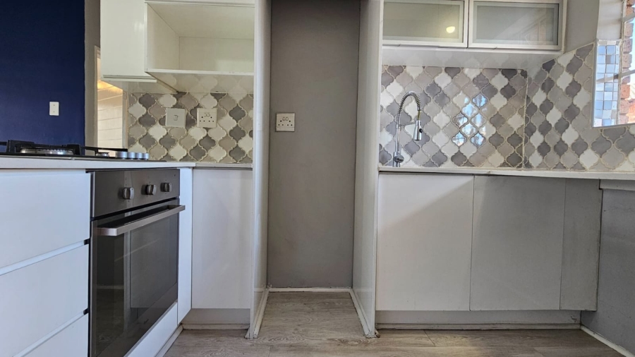 2 Bedroom Property for Sale in New Redruth Gauteng