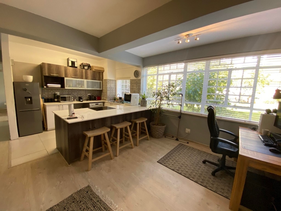 To Let 1 Bedroom Property for Rent in Birdhaven Gauteng