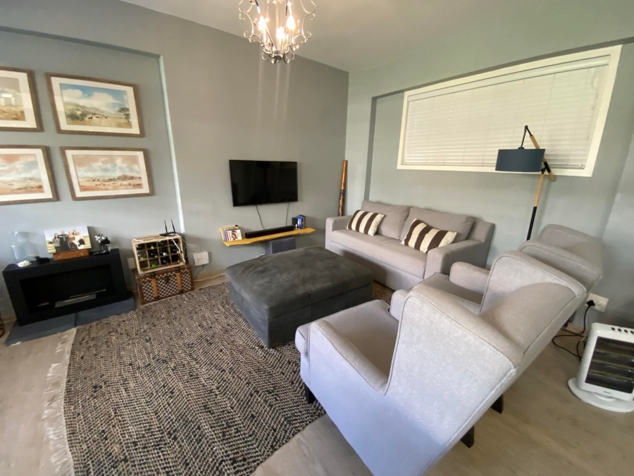 To Let 1 Bedroom Property for Rent in Birdhaven Gauteng