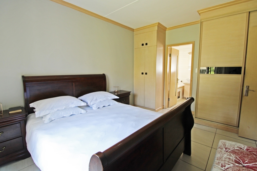 2 Bedroom Property for Sale in Noordwyk Gauteng