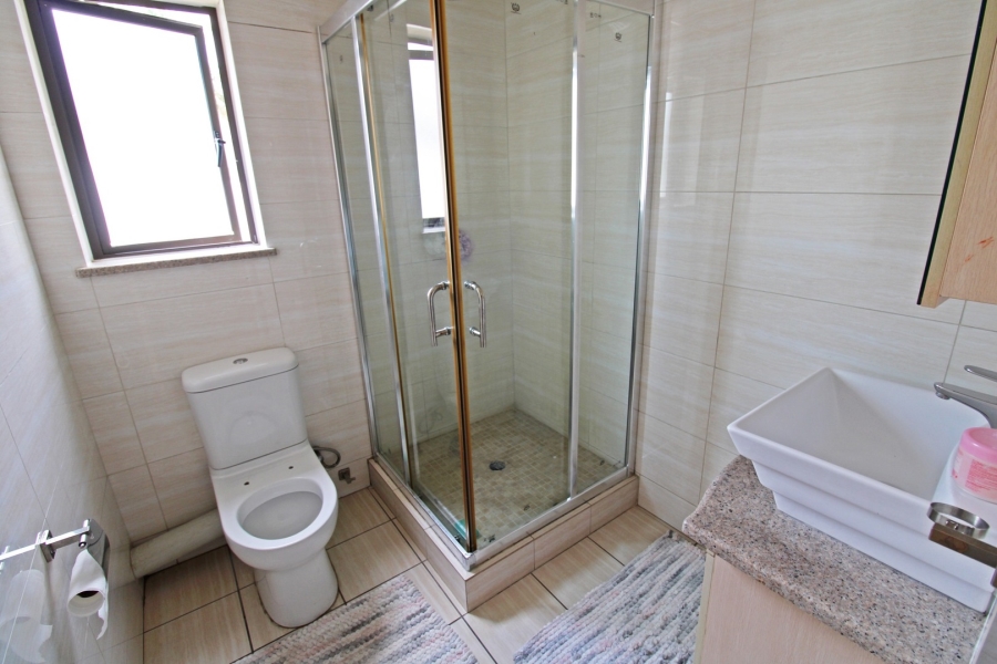 2 Bedroom Property for Sale in Noordwyk Gauteng