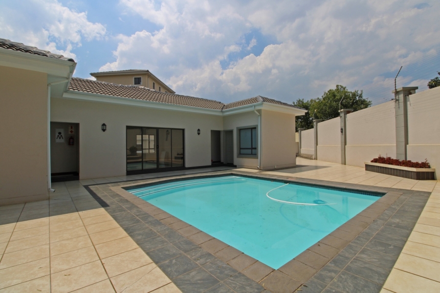 2 Bedroom Property for Sale in Noordwyk Gauteng