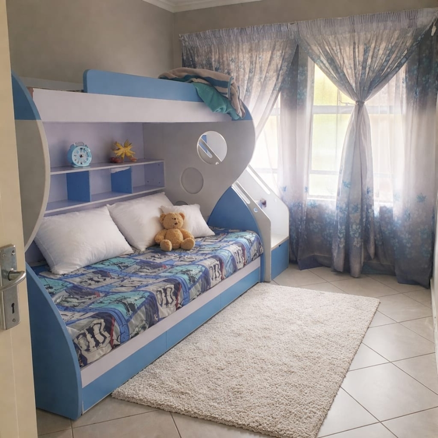 2 Bedroom Property for Sale in Kosmosdal Gauteng