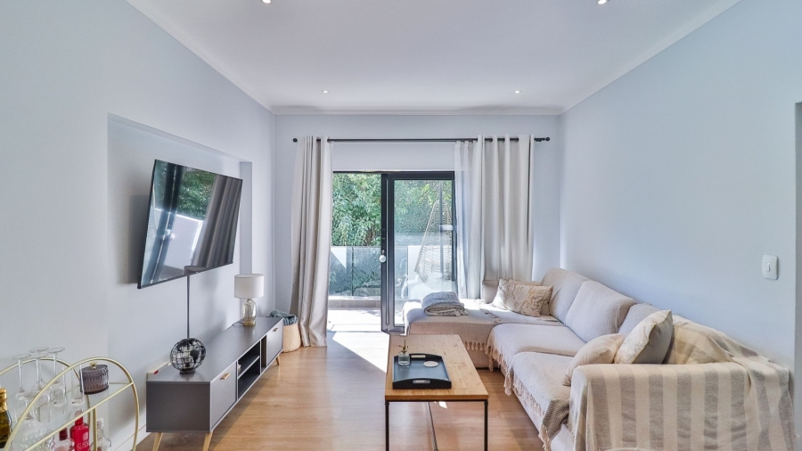 2 Bedroom Property for Sale in Rosebank Gauteng