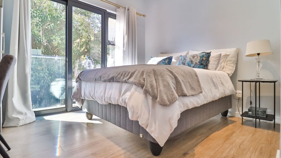 2 Bedroom Property for Sale in Rosebank Gauteng