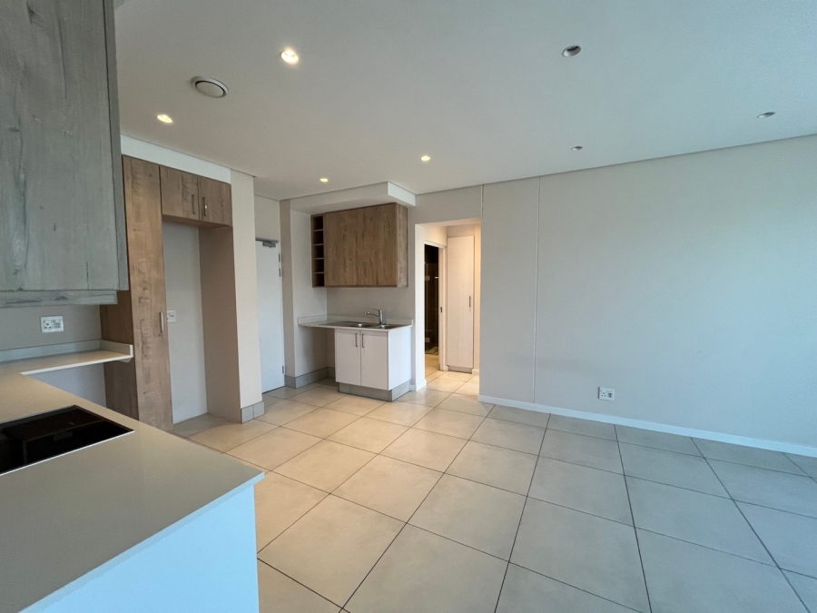 To Let 2 Bedroom Property for Rent in Parkmore Gauteng