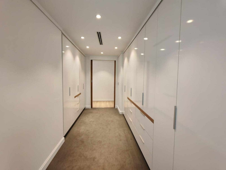 To Let 3 Bedroom Property for Rent in Sandown Gauteng