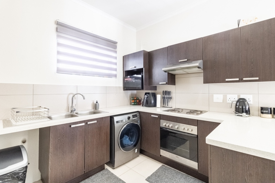 2 Bedroom Property for Sale in Broadacres Gauteng