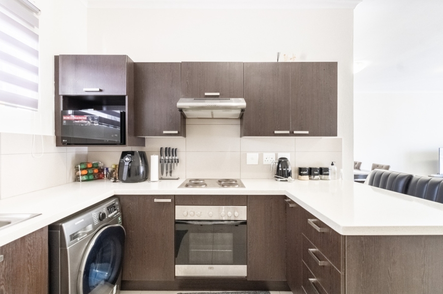 2 Bedroom Property for Sale in Broadacres Gauteng