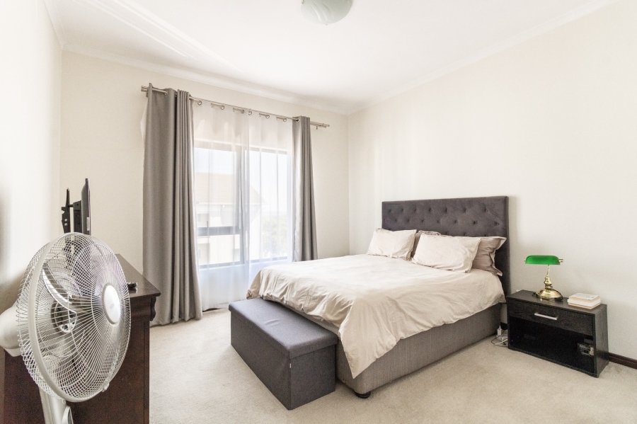 2 Bedroom Property for Sale in Broadacres Gauteng