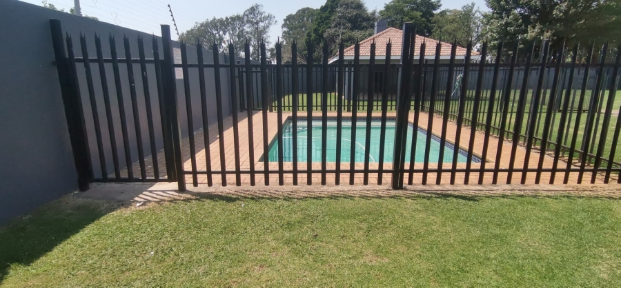 2 Bedroom Property for Sale in Brenthurst Gauteng