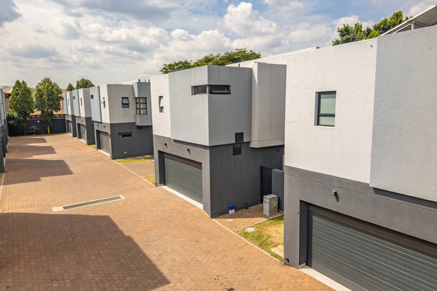 3 Bedroom Property for Sale in Morningside Gauteng