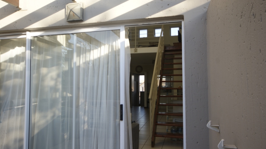 2 Bedroom Property for Sale in Bryanston Gauteng