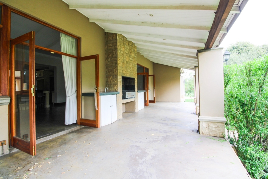 To Let 2 Bedroom Property for Rent in Lanseria Gauteng