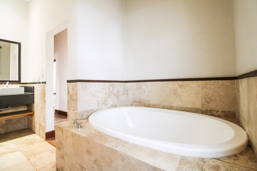 To Let 2 Bedroom Property for Rent in Lanseria Gauteng