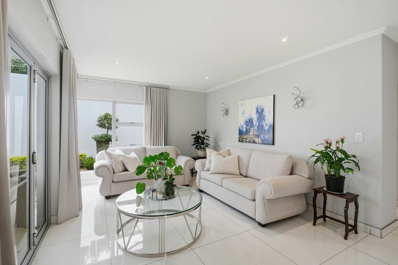 To Let 3 Bedroom Property for Rent in Bryanston Gauteng