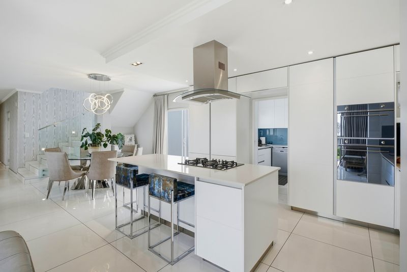 To Let 3 Bedroom Property for Rent in Bryanston Gauteng