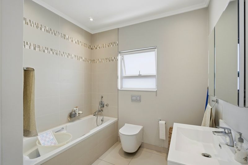 To Let 3 Bedroom Property for Rent in Bryanston Gauteng