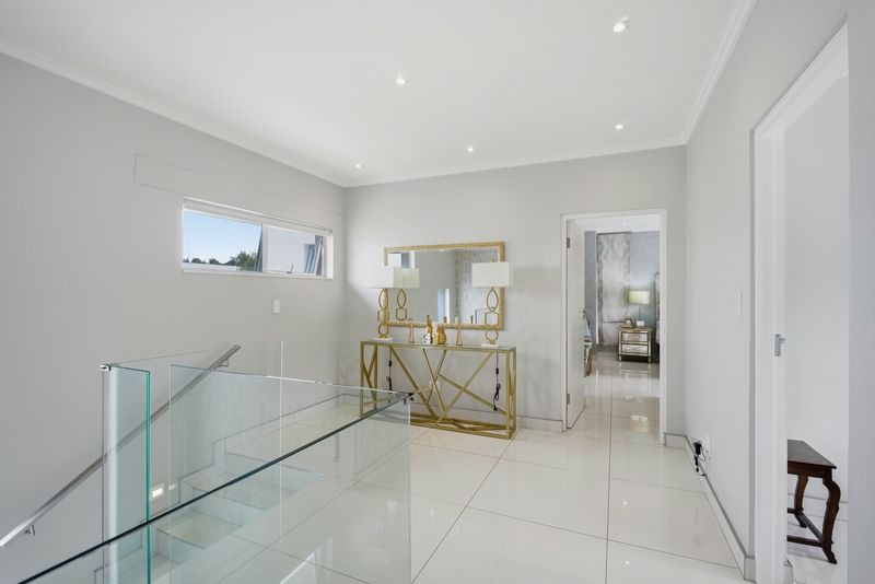 To Let 3 Bedroom Property for Rent in Bryanston Gauteng