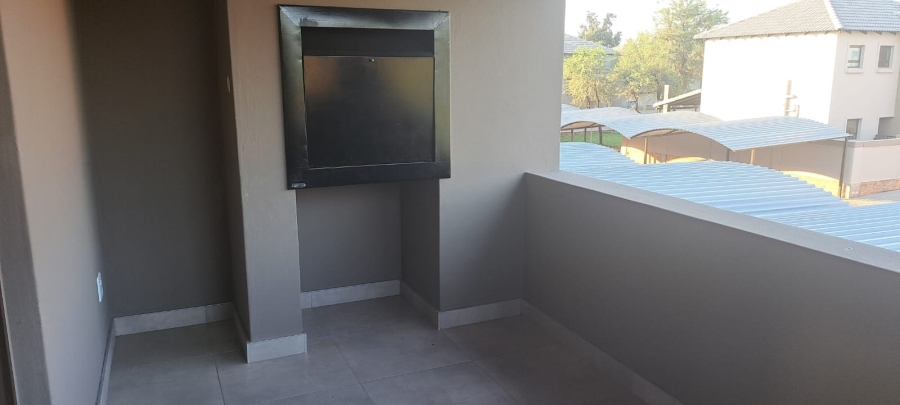 2 Bedroom Property for Sale in Montana Park Gauteng