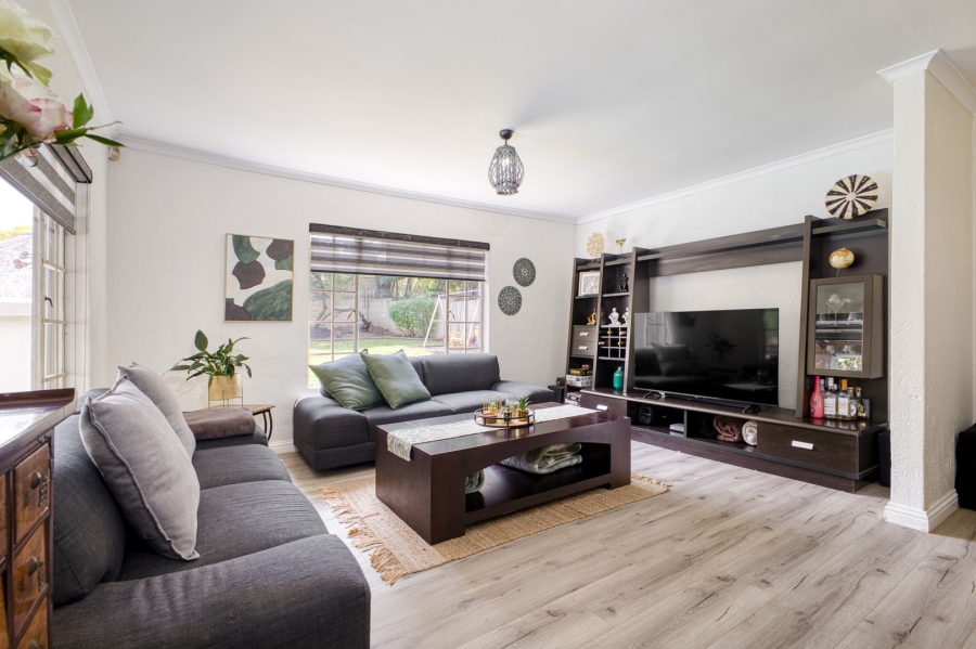 3 Bedroom Property for Sale in Douglasdale Gauteng