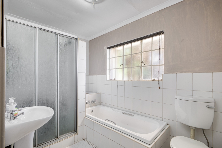 3 Bedroom Property for Sale in Douglasdale Gauteng