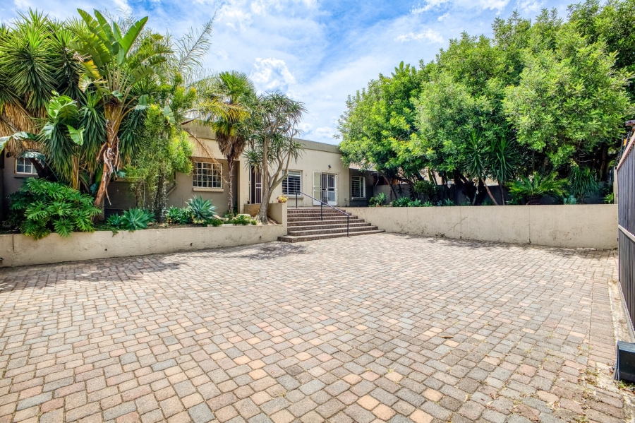 3 Bedroom Property for Sale in Douglasdale Gauteng