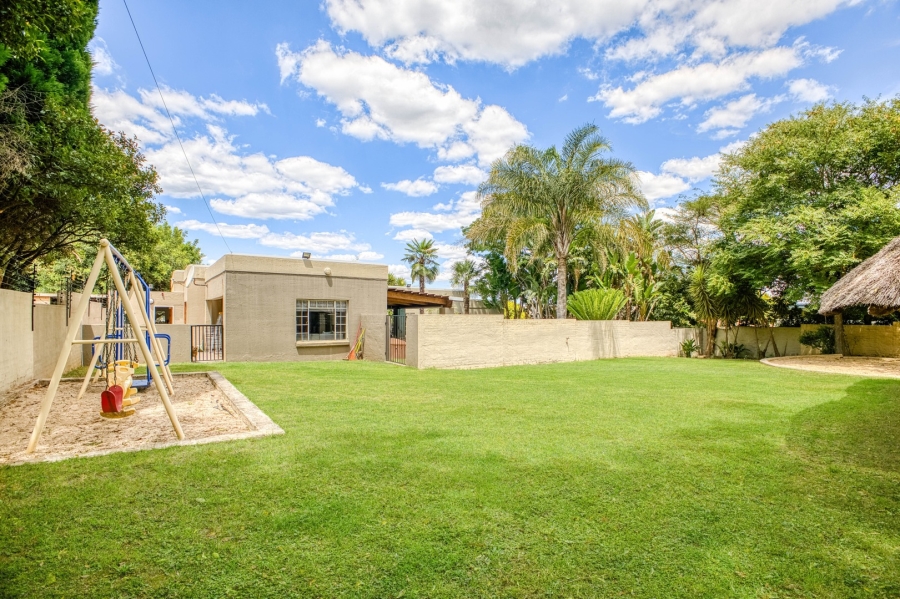 3 Bedroom Property for Sale in Douglasdale Gauteng