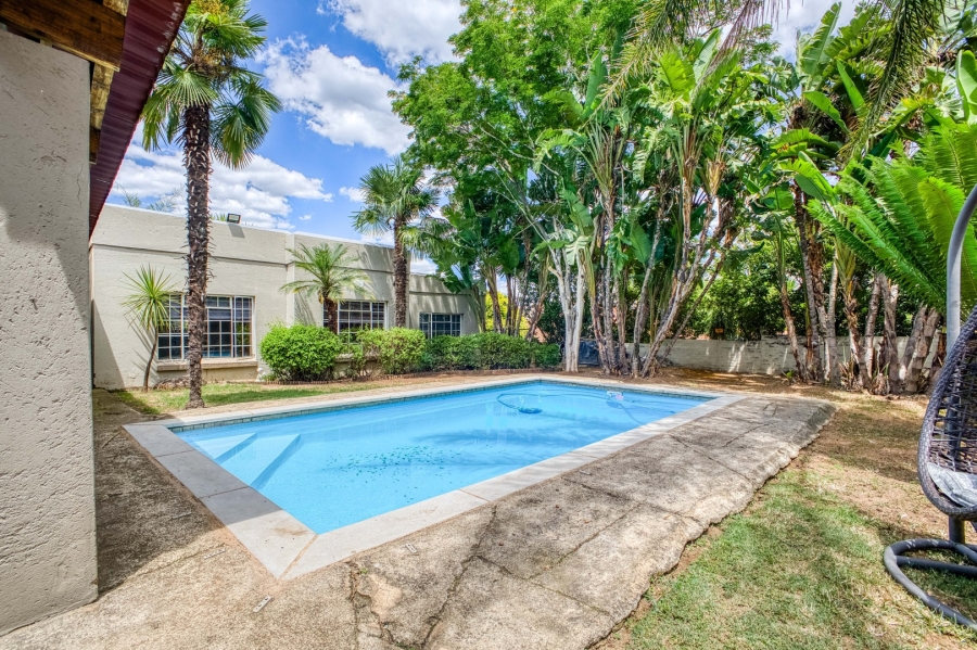 3 Bedroom Property for Sale in Douglasdale Gauteng