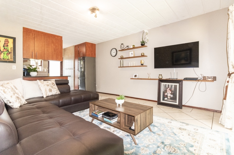 2 Bedroom Property for Sale in Jukskei Park Gauteng