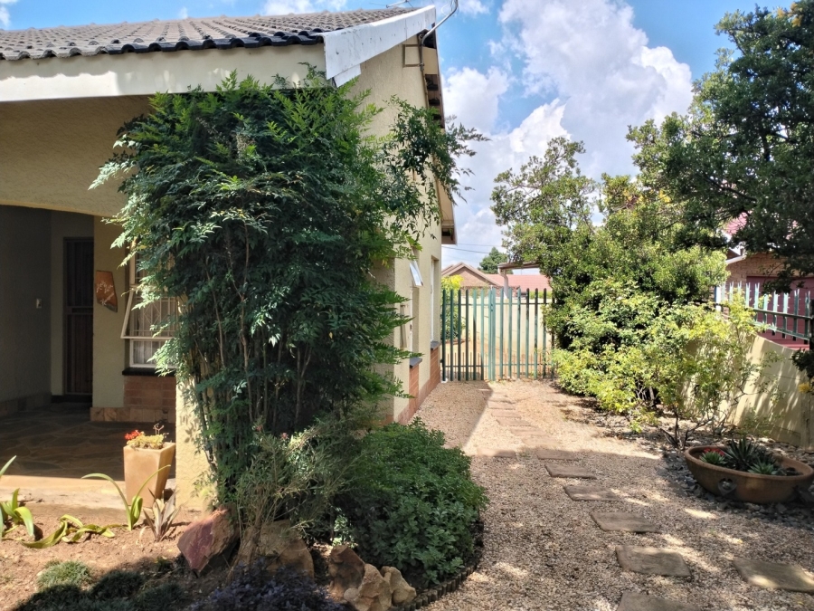 4 Bedroom Property for Sale in Ferryvale Gauteng