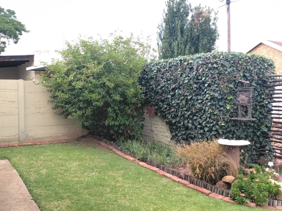 4 Bedroom Property for Sale in Ferryvale Gauteng