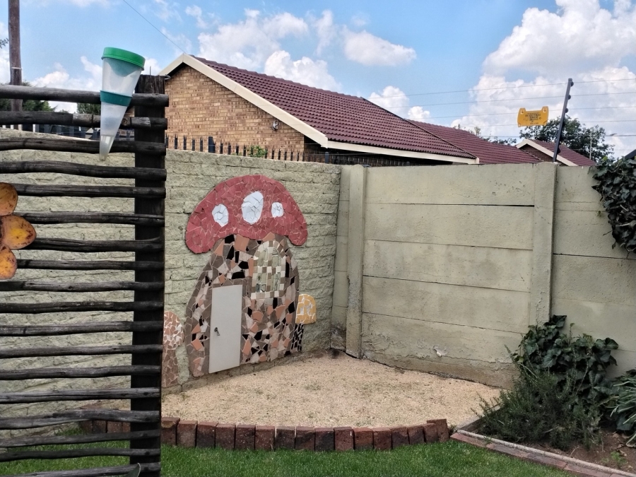 4 Bedroom Property for Sale in Ferryvale Gauteng