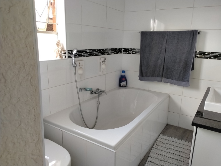 4 Bedroom Property for Sale in Ferryvale Gauteng