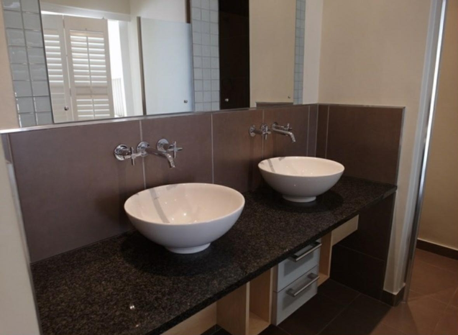 To Let 2 Bedroom Property for Rent in Morningside Gauteng