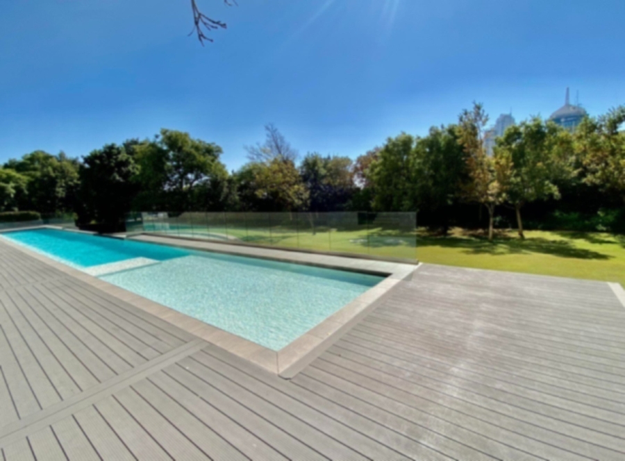 To Let 2 Bedroom Property for Rent in Sandhurst Gauteng