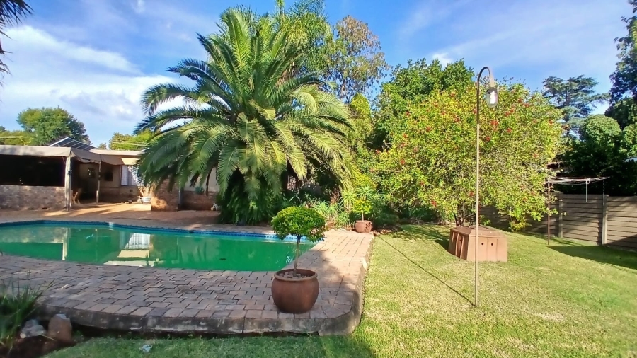 4 Bedroom Property for Sale in Wierda Park Gauteng