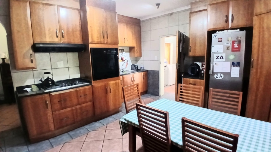 4 Bedroom Property for Sale in Wierda Park Gauteng