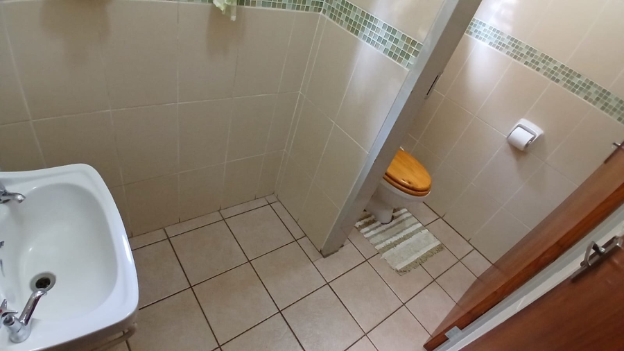 4 Bedroom Property for Sale in Wierda Park Gauteng