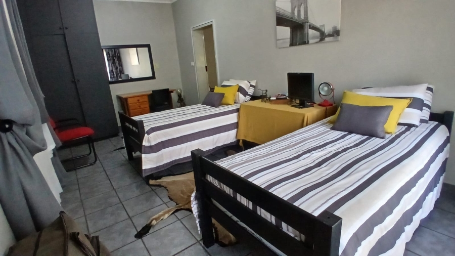 4 Bedroom Property for Sale in Wierda Park Gauteng