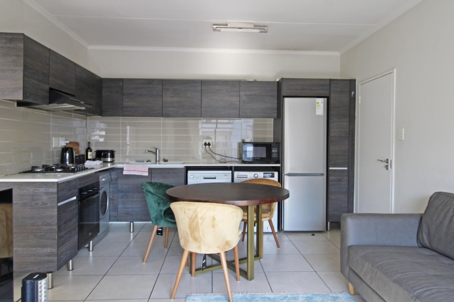 To Let 1 Bedroom Property for Rent in Bryanston Gauteng