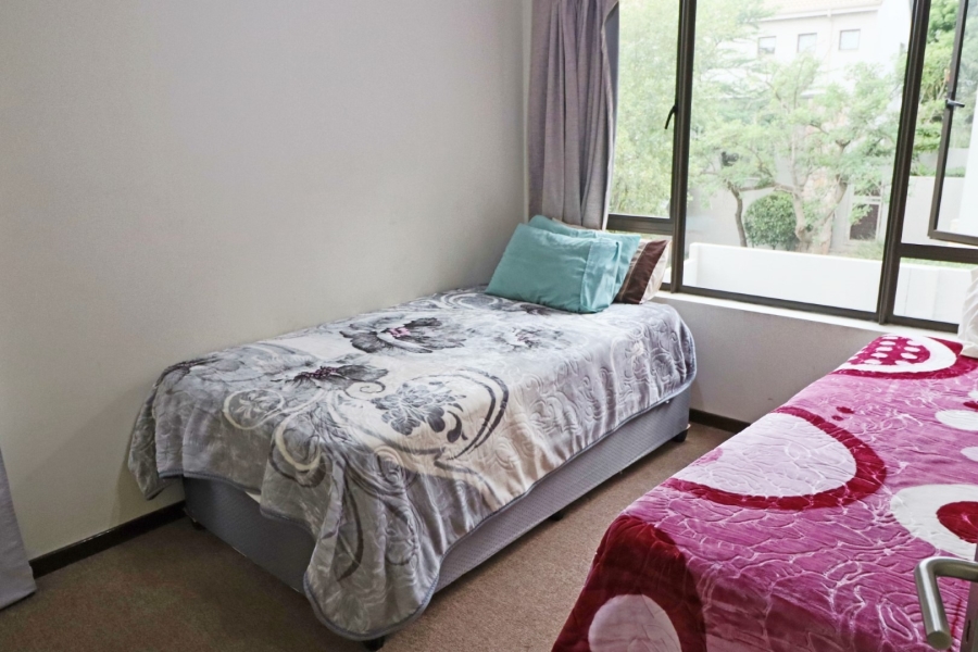 To Let 1 Bedroom Property for Rent in Bryanston Gauteng