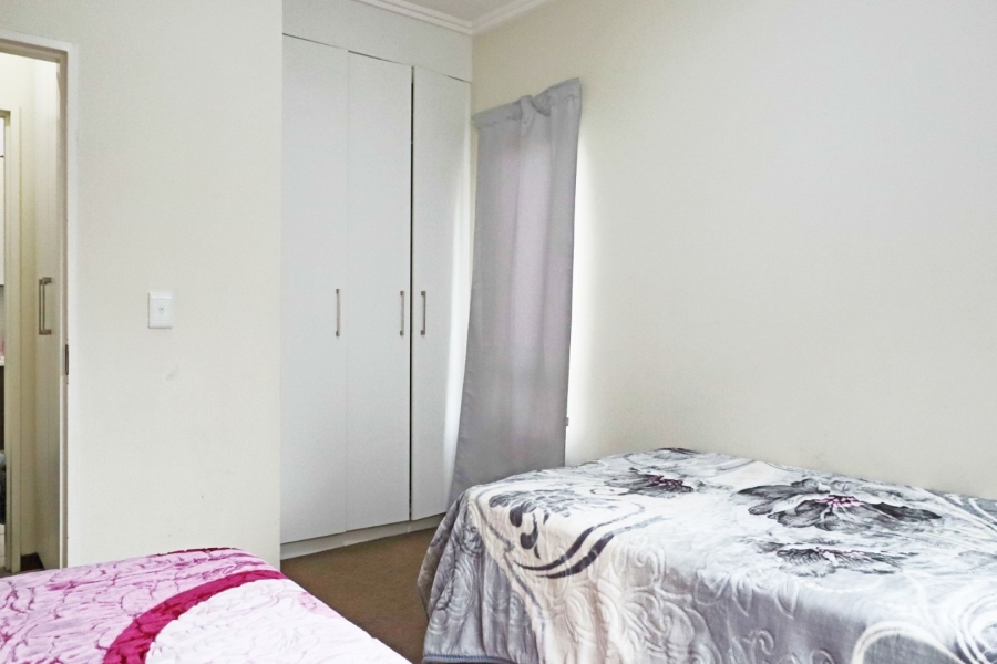To Let 1 Bedroom Property for Rent in Bryanston Gauteng