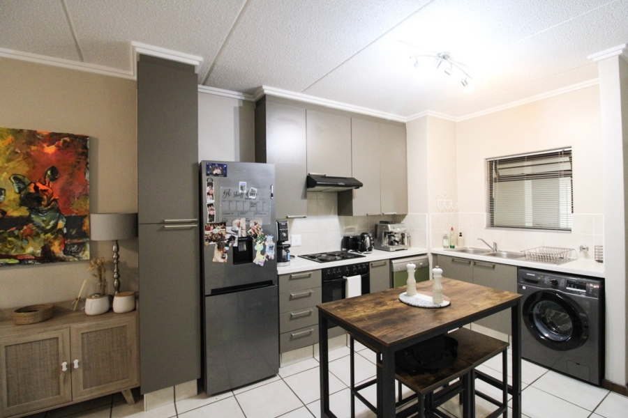 2 Bedroom Property for Sale in Bryanston Gauteng