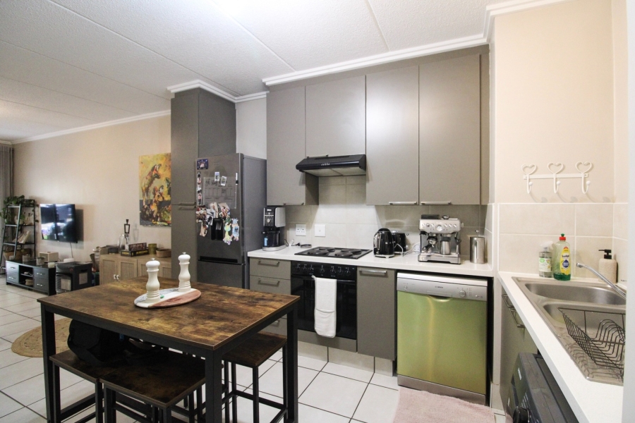 2 Bedroom Property for Sale in Bryanston Gauteng