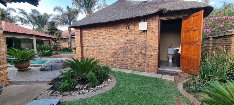 4 Bedroom Property for Sale in Sunward Park Gauteng